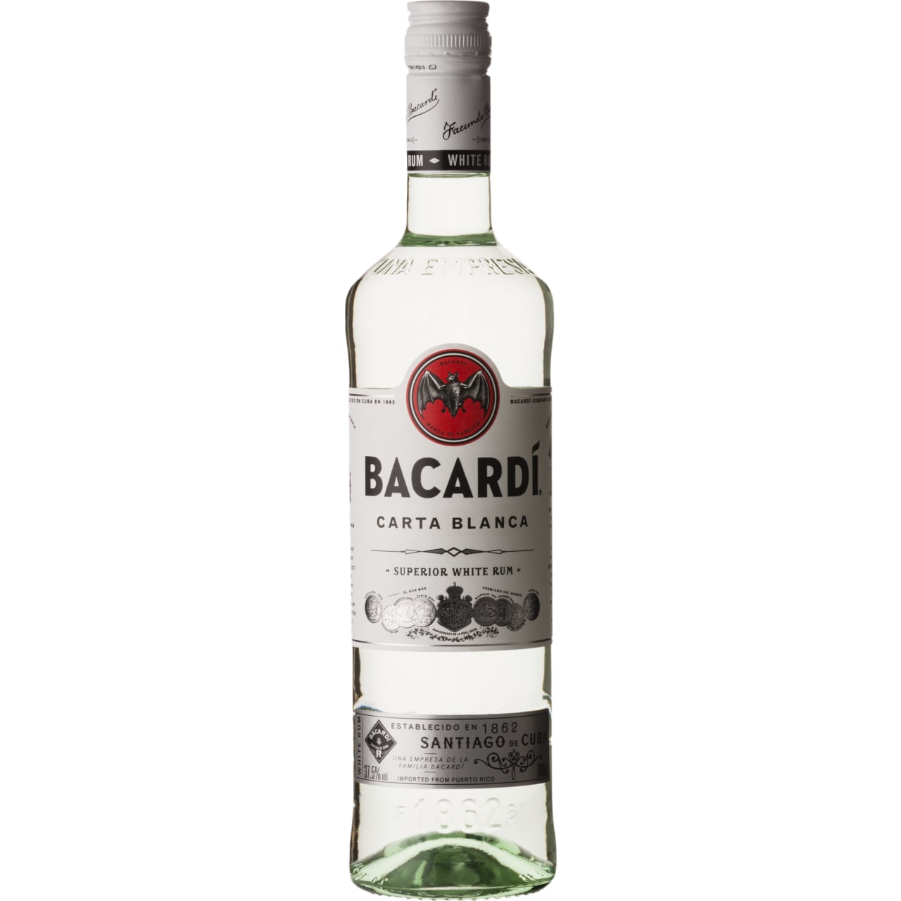 Floral and fruity, BACARDÍ Carta Blanca rum serves up orange blossom, lavender and rose, teamed with apricot, lime, light coconut and ripe banana.
