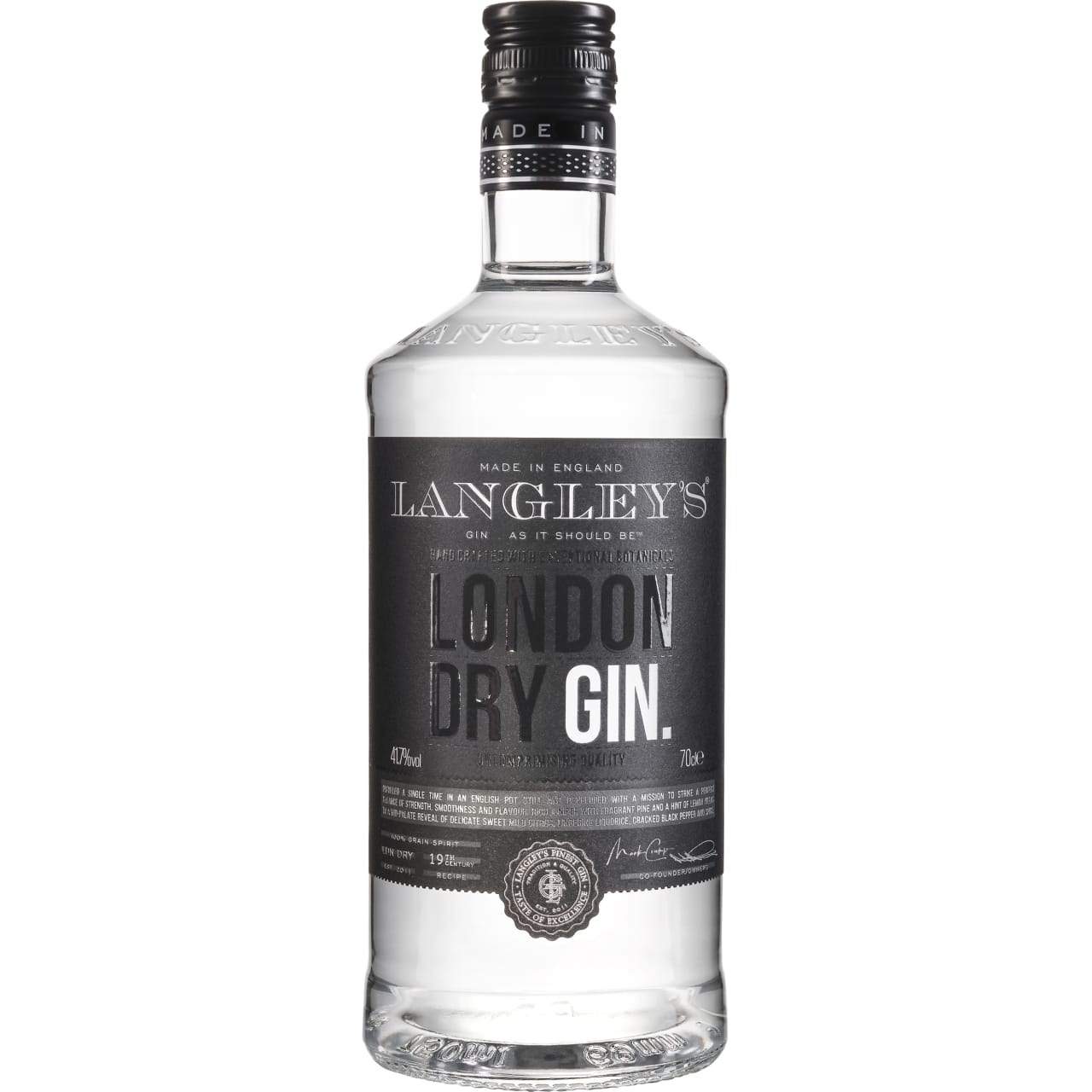 Initial strong notes of juniper and coriander are followed by the sweetness and zing of citrus.