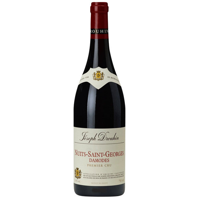 Deep red colour. The aromas are powerful and elegant, with notes of cherry and blackberry, as well as hints of cedar wood evolving towards gamey touches.