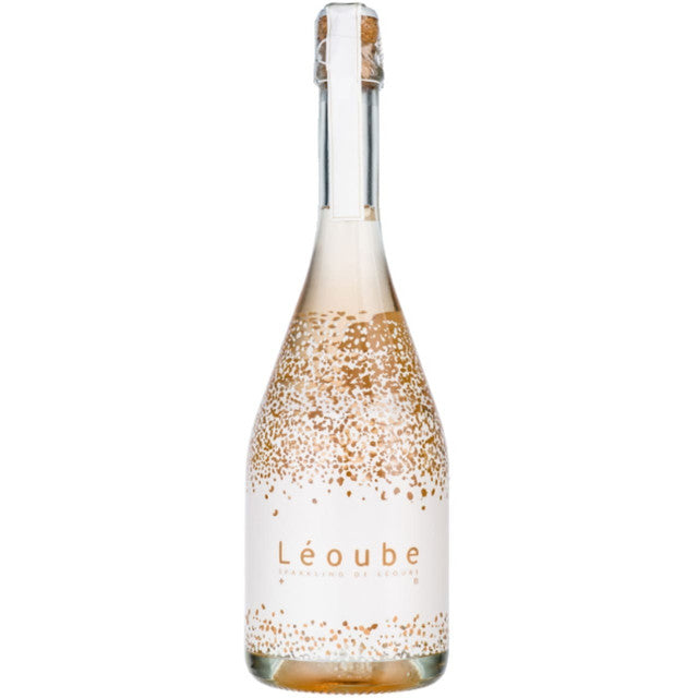 A traditional method sparkling from Provence, made from cabernet franc grapes. Lively and fresh, with a beautiful translucent rosé petal colour.