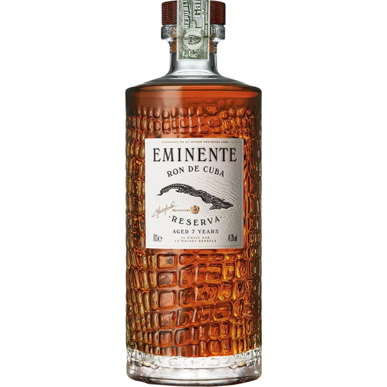 A robust seven-year-old, Eminente has been aged in white oak ex-whisky casks, creating aromas of freshly-ground coffee, toasted almonds, cocoa and dulce de leche on the nose.