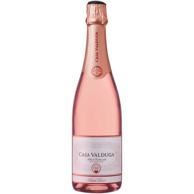 Very pretty pale pink, with floral and fruity notes recalling peach and blackberry.