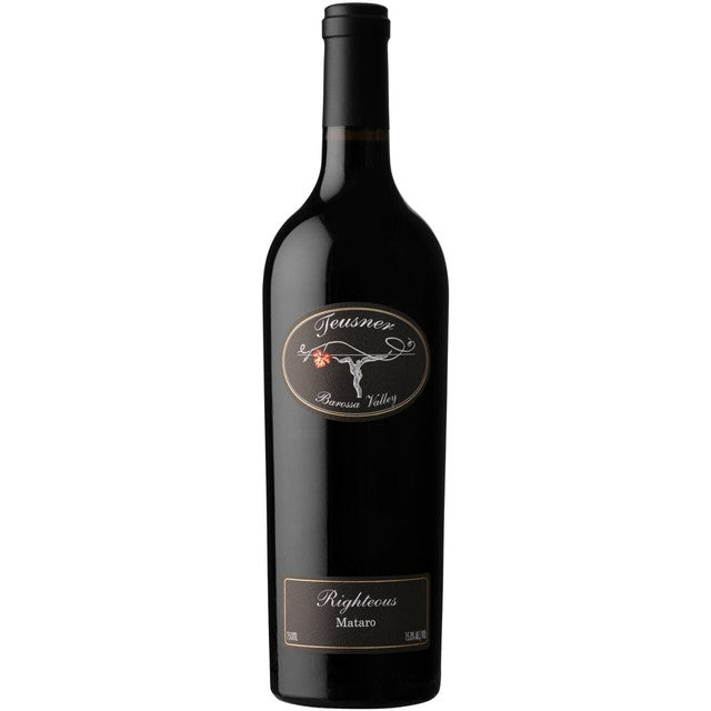 Bold, rich and spicy, this wine displays layers of complex savoury fruits on the nose and considerable depth.